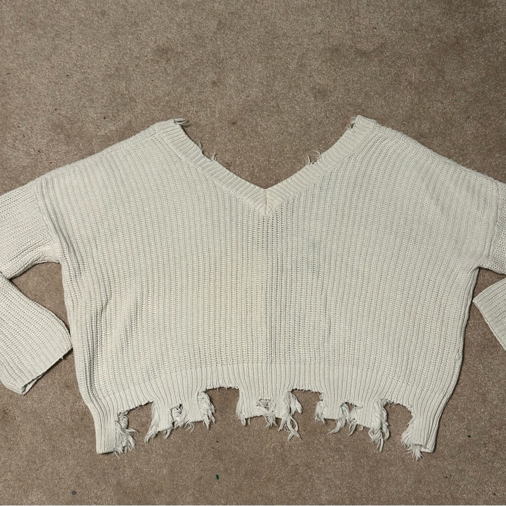 Forever 21 V-neck Distressed Cropped Sweater